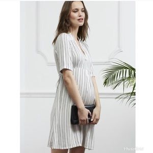 SOLD! HOST PICK! Isabella Oliver Burnell Maternity Dress Size Small Like New